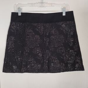 NWOT Women's S Black Lined Short Mini Skirt Floral Jacquard